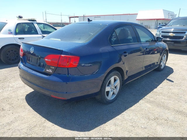 2012 Volkswagen Jetta 2.0l Tdi მანქანა იყიდება აუქციონზე, vin: 3VWLL7AJ0CM338789, აუქციონის ნომერი: 45139231