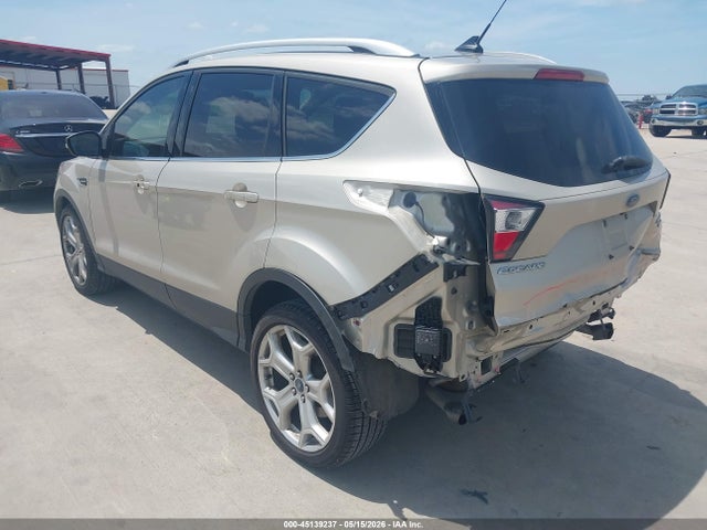 Ford Escape Titanium 2018 1FMCU0J99JUB71740 Image 3