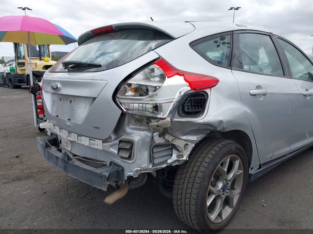 1FADP3K21EL285123 Ford FOCUS SE