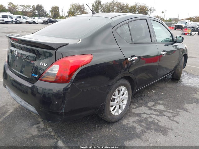 2015 Nissan Versa 1.6 Sv მანქანა იყიდება აუქციონზე, vin: 3N1CN7AP1FL802817, აუქციონის ნომერი: 45139313