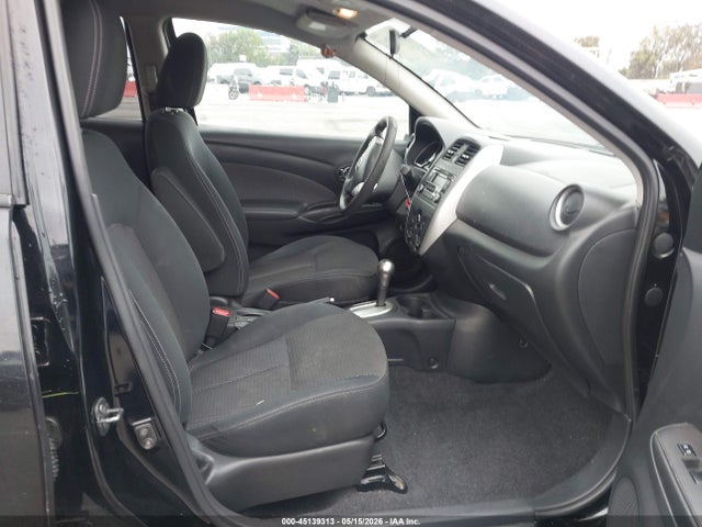 2015 Nissan Versa 1.6 Sv მანქანა იყიდება აუქციონზე, vin: 3N1CN7AP1FL802817, აუქციონის ნომერი: 45139313