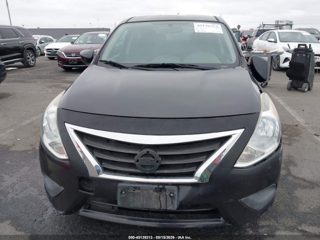 2015 Nissan Versa 1.6 Sv მანქანა იყიდება აუქციონზე, vin: 3N1CN7AP1FL802817, აუქციონის ნომერი: 45139313