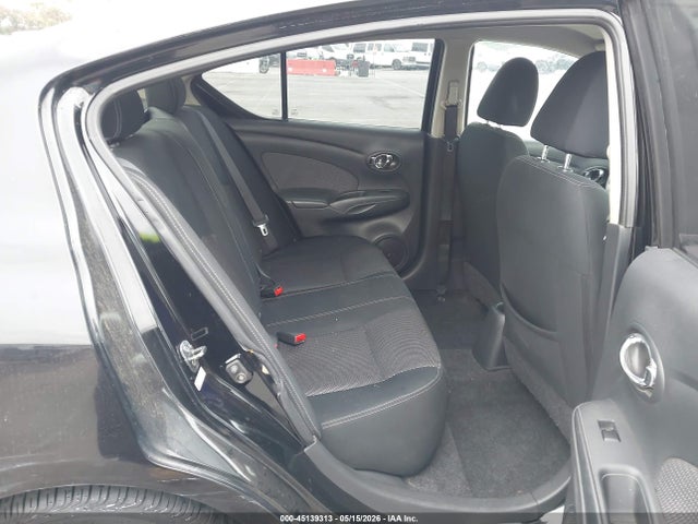 2015 Nissan Versa 1.6 Sv მანქანა იყიდება აუქციონზე, vin: 3N1CN7AP1FL802817, აუქციონის ნომერი: 45139313
