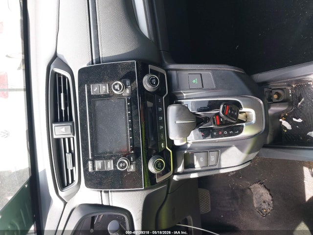 2HKRW5H30JH417429 Honda CR-V LX