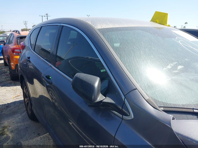 2HKRW5H30JH417429 Honda CR-V LX