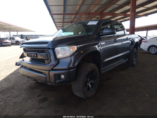 Продажа на аукционе авто 2016 Toyota Tundra Platinum 5.7l V8, vin: 5TFAW5F12GX541570, номер лота: 45139315