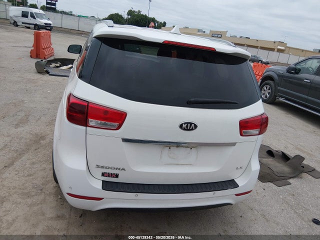 KIA SEDONA LX 2016 KNDMB5C16G6099234 Image 16