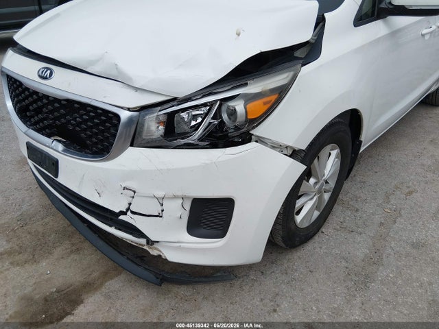 KIA SEDONA LX 2016 KNDMB5C16G6099234 Image 6