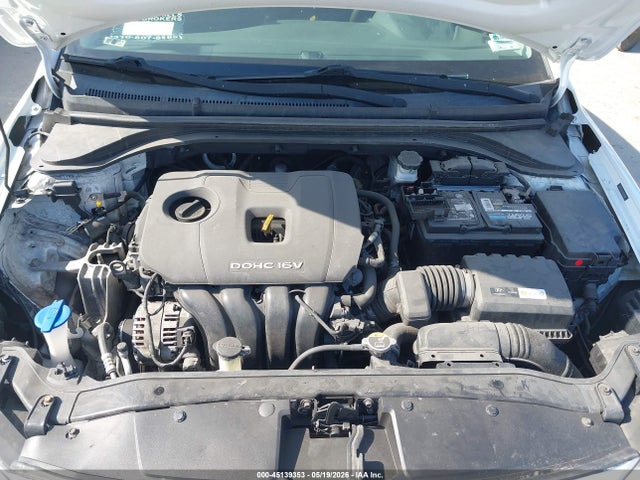 Hyundai ELANTRA SE 2018 5NPD74LF4JH295208 Image 10