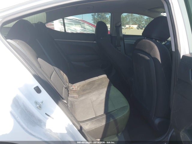 Hyundai ELANTRA SE 2018 5NPD74LF4JH295208 Image 8