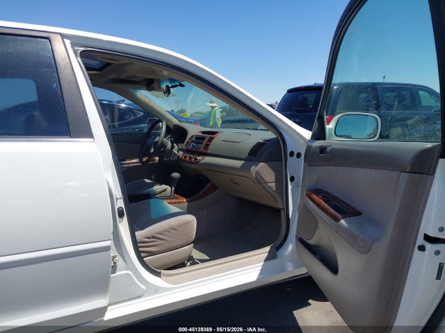 Aukcja sprzedaży 2004 Toyota Camry Le, vin: JTDBE30K340282301, numer aukcji: 45139369