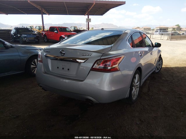 Продажа на аукционе авто 2013 Nissan Altima 3.5 Sv, vin: 1N4BL3AP2DN428891, номер лота: 45139398