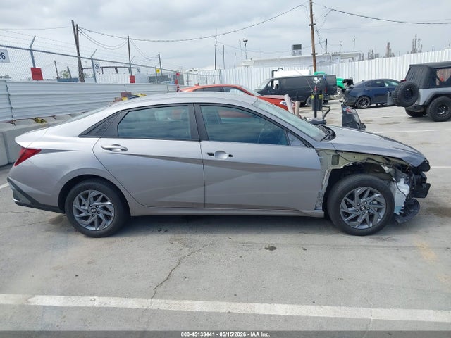 2024 Hyundai Elantra Sel მანქანა იყიდება აუქციონზე, vin: KMHLM4DG5RU669625, აუქციონის ნომერი: 45139441