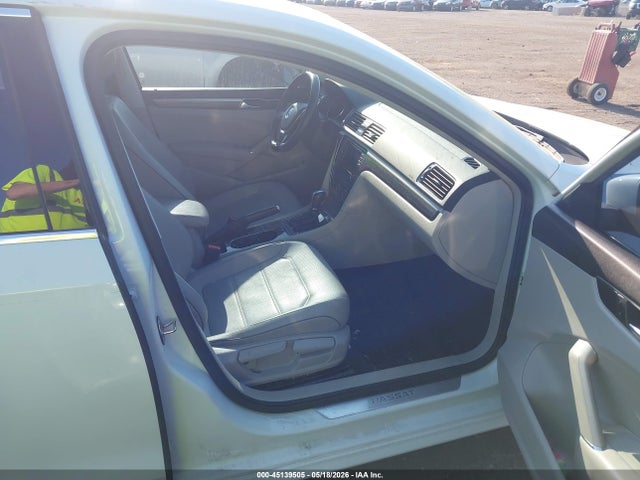Продажа на аукционе авто 2018 Volkswagen Passat 2.0t Se, vin: 1VWBA7A3XJC011835, номер лота: 45139505