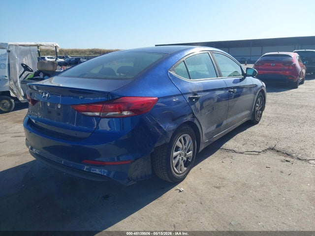 5NPD74LFXJH319382 Hyundai ELANTRA SE