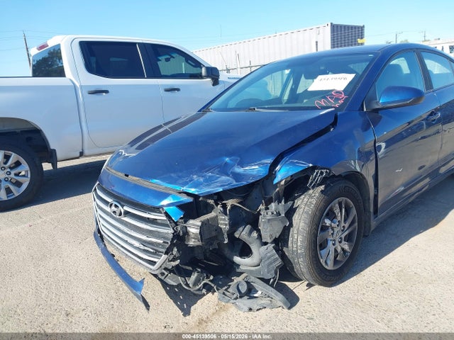 5NPD74LFXJH319382 Hyundai ELANTRA SE