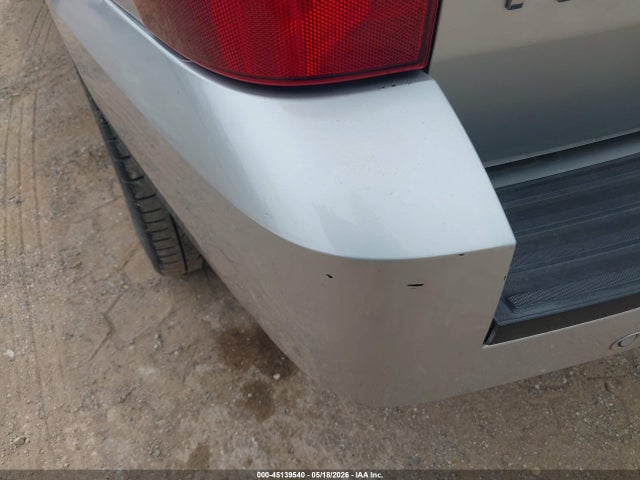 45139540 :رقم المزاد ، 1GNSCBE02BR286847 vin ، 2011 Chevrolet Tahoe Lt مزاد بيع