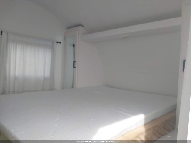 Forest River Wildwood 2017 4X4TWDU16H7355872 Image 8