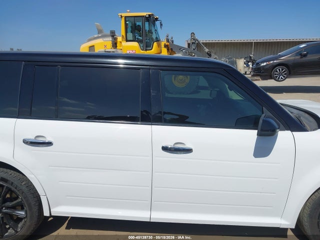 2FMGK5C80KBA24318 Ford FLEX SEL