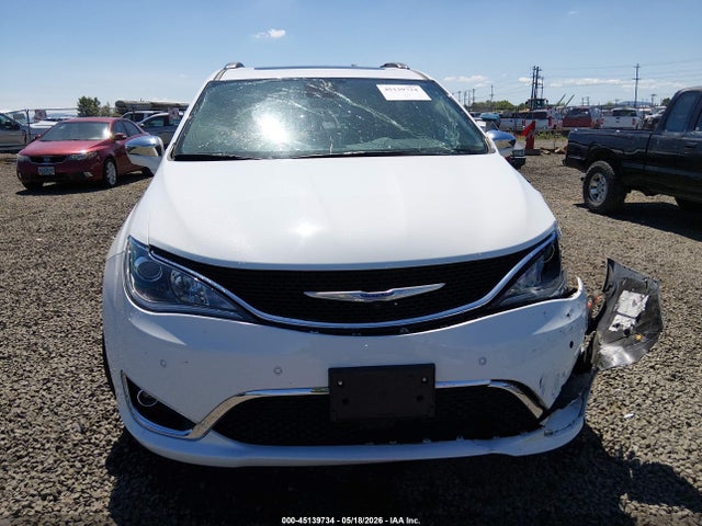 Chrysler Pacifica Limited 2018 2C4RC1GG9JR358356 Image 13