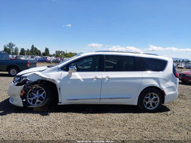 Chrysler Pacifica Limited 2018 2C4RC1GG9JR358356 Image 15