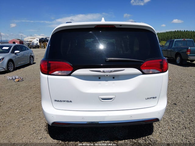 Chrysler Pacifica Limited 2018 2C4RC1GG9JR358356 Image 17