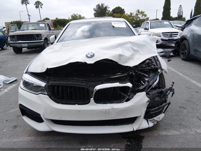 WBAJE5C34HG477779 BMW 540I
