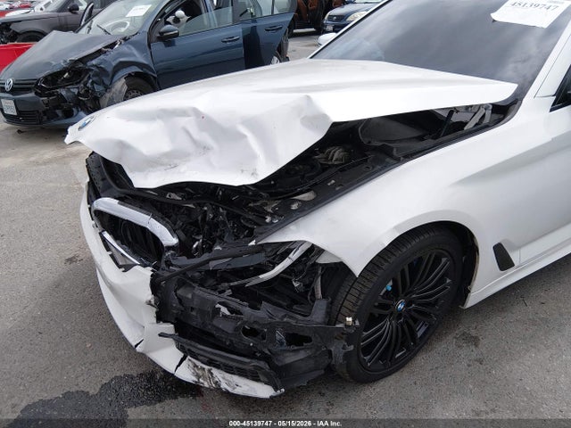 WBAJE5C34HG477779 BMW 540I