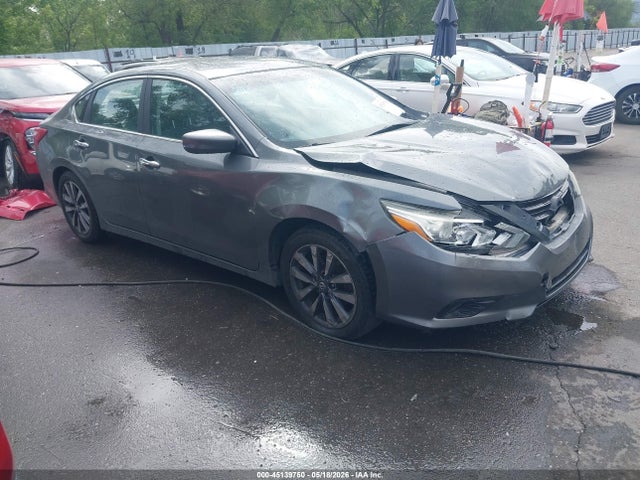 2017 Nissan Altima 2.5 Sv მანქანა იყიდება აუქციონზე, vin: 1N4AL3AP4HC255887, აუქციონის ნომერი: 45139750