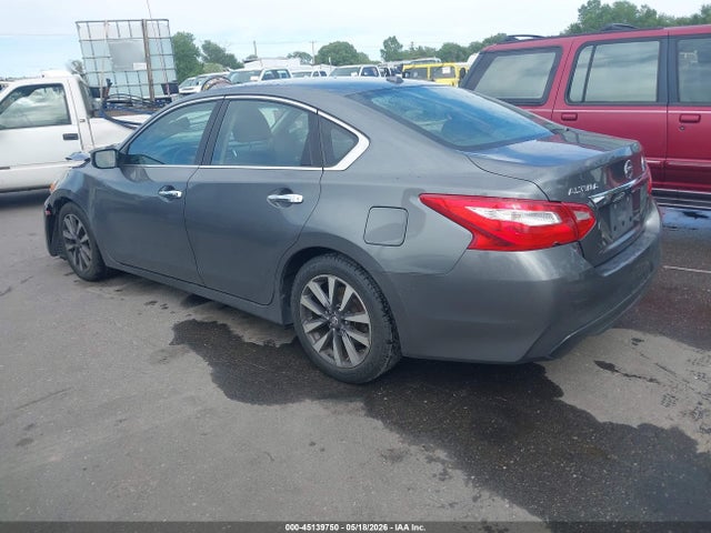 2017 Nissan Altima 2.5 Sv მანქანა იყიდება აუქციონზე, vin: 1N4AL3AP4HC255887, აუქციონის ნომერი: 45139750