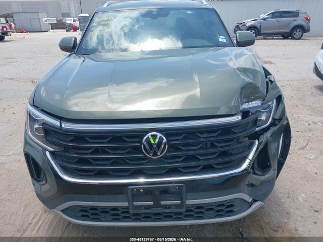 2026 Volkswagen Atlas Cross Sport Se With Technology მანქანა იყიდება აუქციონზე, vin: 1V2WC2CA9TC215928, აუქციონის ნომერი: 45139767