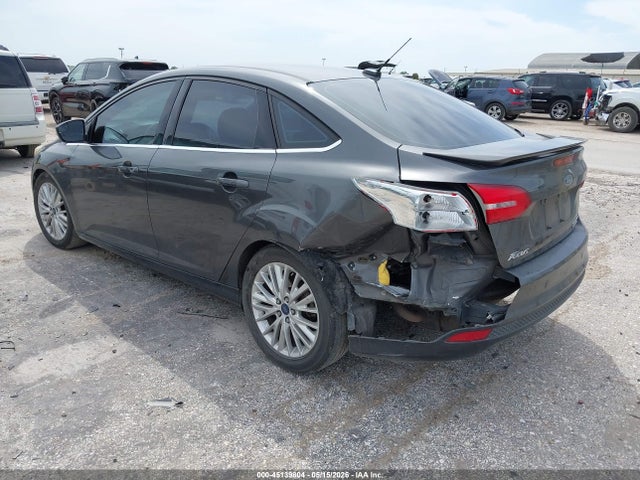 Ford Focus Titanium 2015 1FADP3J21FL255199 Image 3