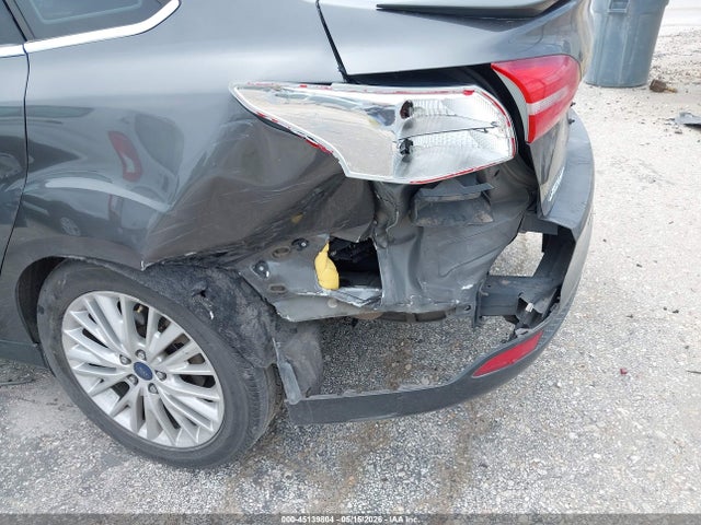 Ford Focus Titanium 2015 1FADP3J21FL255199 Image 6
