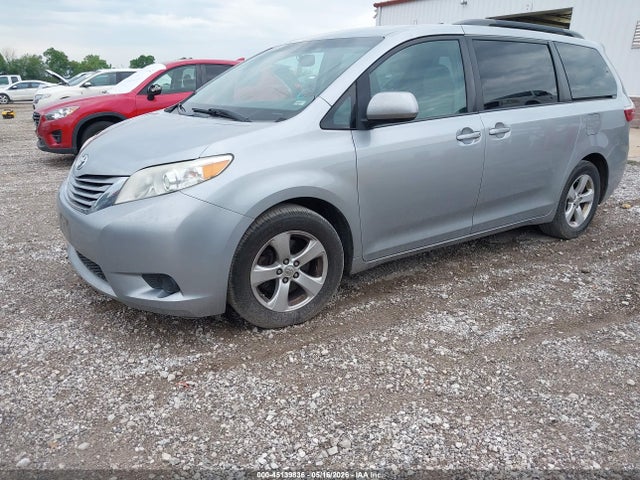 Продаж на аукціоні авто 2016 Toyota Sienna Le 8 Passenger, vin: 5TDKK3DCXGS740140, номер лоту: 45139836