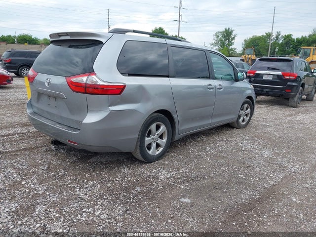 Продаж на аукціоні авто 2016 Toyota Sienna Le 8 Passenger, vin: 5TDKK3DCXGS740140, номер лоту: 45139836