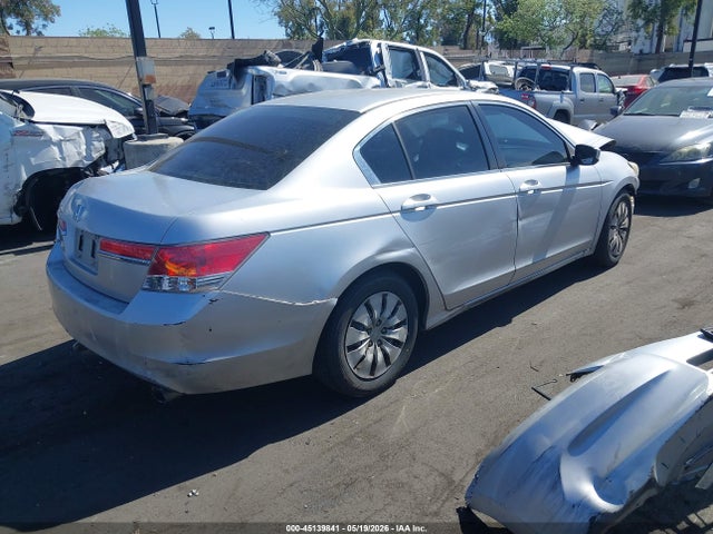 45139841 :رقم المزاد ، 1HGCP2F32BA079630 vin ، 2011 Honda Accord 2.4 Lx مزاد بيع