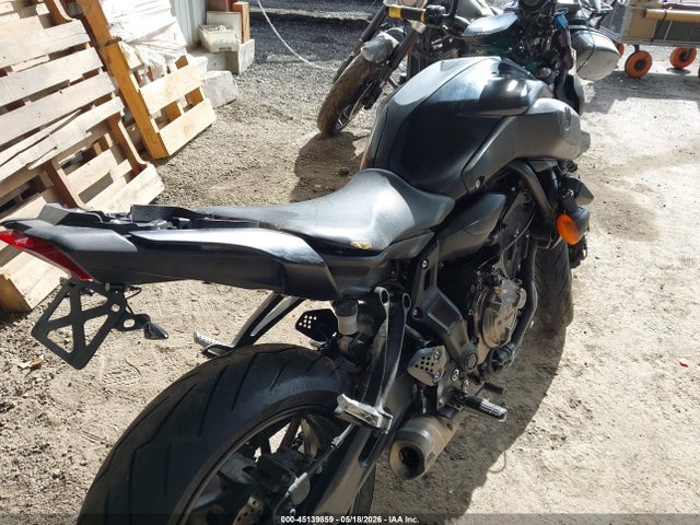 45139859 :رقم المزاد ، JYARM27Y4KA000854 vin ، 2019 Yamaha Mt07 C مزاد بيع