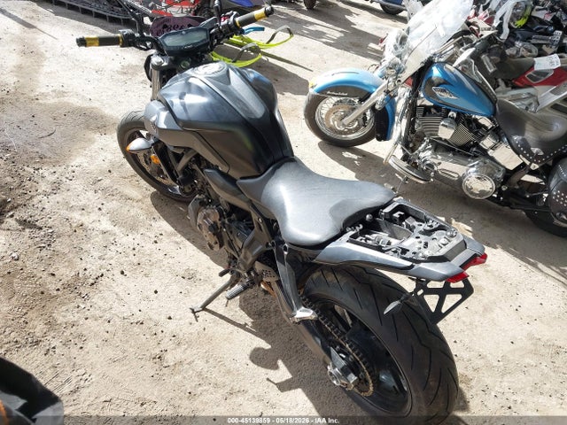 45139859 :رقم المزاد ، JYARM27Y4KA000854 vin ، 2019 Yamaha Mt07 C مزاد بيع