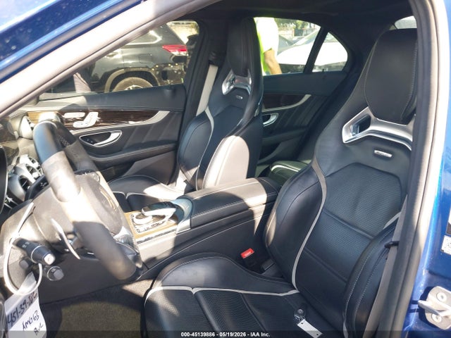 55SWF8HB2HU195852 Mercedes-Benz Amg C 63 S