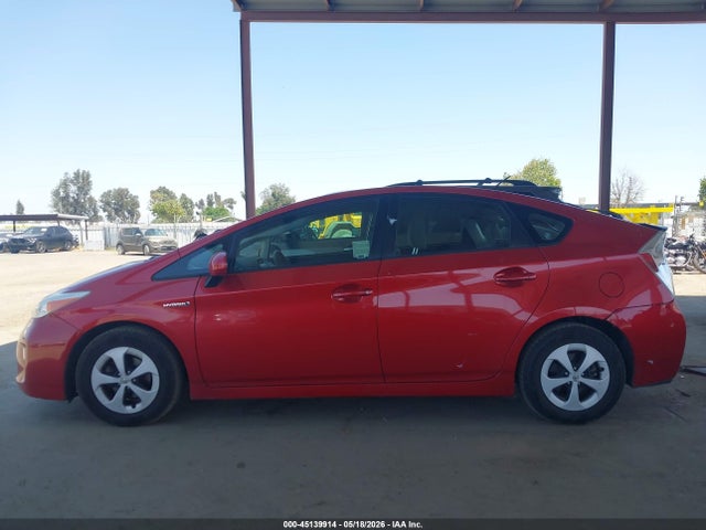 2015 Toyota Prius Three მანქანა იყიდება აუქციონზე, vin: JTDKN3DU0F1887370, აუქციონის ნომერი: 45139914