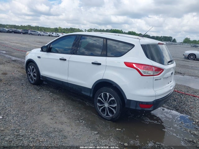 Продажа на аукционе авто 2015 Ford Escape S, vin: 1FMCU0F75FUB69109, номер лота: 45139921