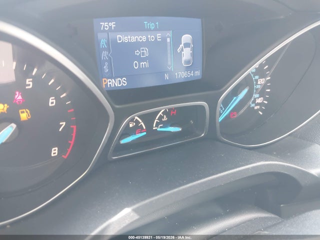 Продажа на аукционе авто 2015 Ford Escape S, vin: 1FMCU0F75FUB69109, номер лота: 45139921