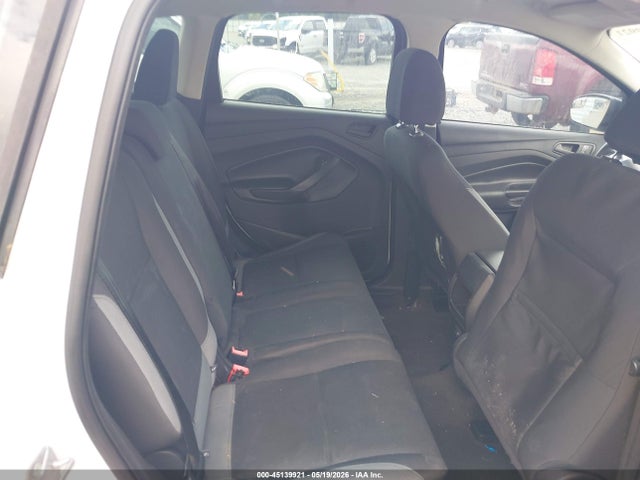 Продажа на аукционе авто 2015 Ford Escape S, vin: 1FMCU0F75FUB69109, номер лота: 45139921