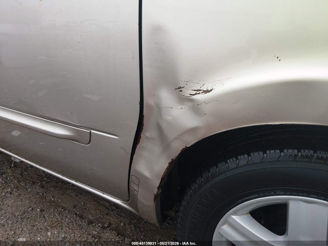 45139931 :رقم المزاد ، 5N1BV28U14N327136 vin ، 2004 Nissan Quest 3.5 S مزاد بيع