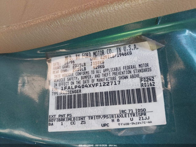 45139948 :رقم المزاد ، 1FALP404XVF122717 vin ، 1997 Ford Mustang مزاد بيع