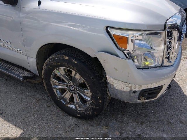 45139959 :رقم المزاد ، 1N6AA1E54JN549150 vin ، 2018 Nissan Titan Sv مزاد بيع