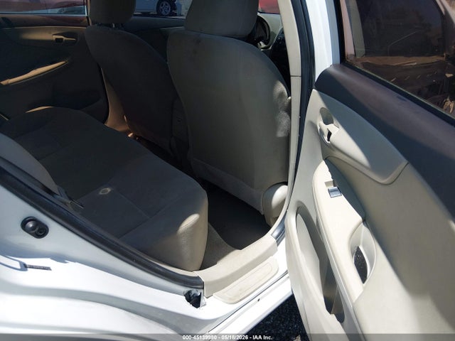 45139990 :رقم المزاد ، 2T1BU40E89C158749 vin ، 2009 Toyota Corolla Le مزاد بيع