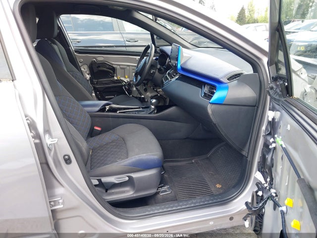 45140030 :رقم المزاد ، NMTKHMBX8LR106246 vin ، 2020 Toyota C-hr Xle مزاد بيع