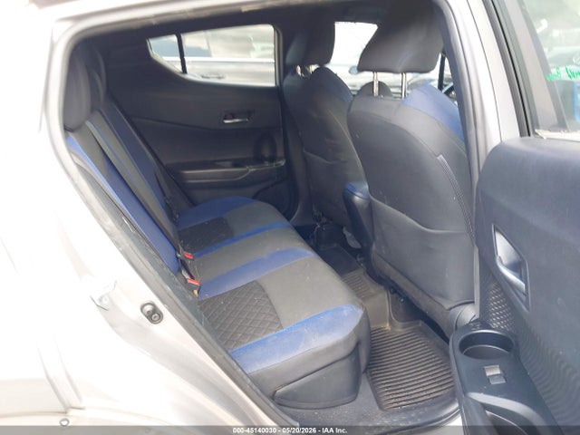 45140030 :رقم المزاد ، NMTKHMBX8LR106246 vin ، 2020 Toyota C-hr Xle مزاد بيع