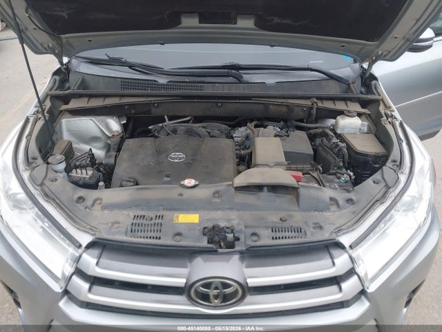 Toyota Highlander Le Plus 2019 5TDZZRFH7KS331334 Image 10